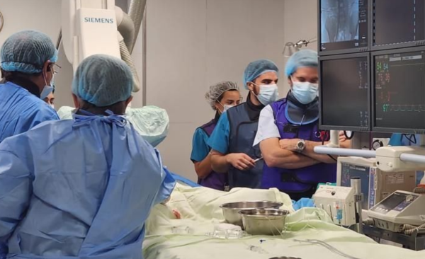 Por primera vez en nuestro país se realizó un implante de válvula pulmonar Valve in Valve