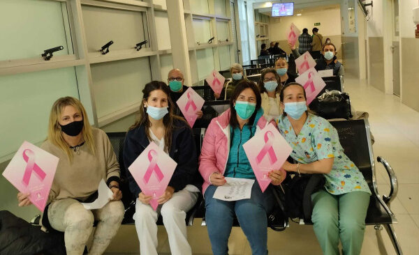 Prevención del cáncer de mama en pacientes, acompañantes y personal del Sanatorio Americano